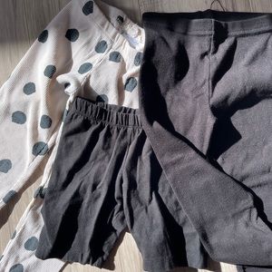 Bundle of two pants and one biker short